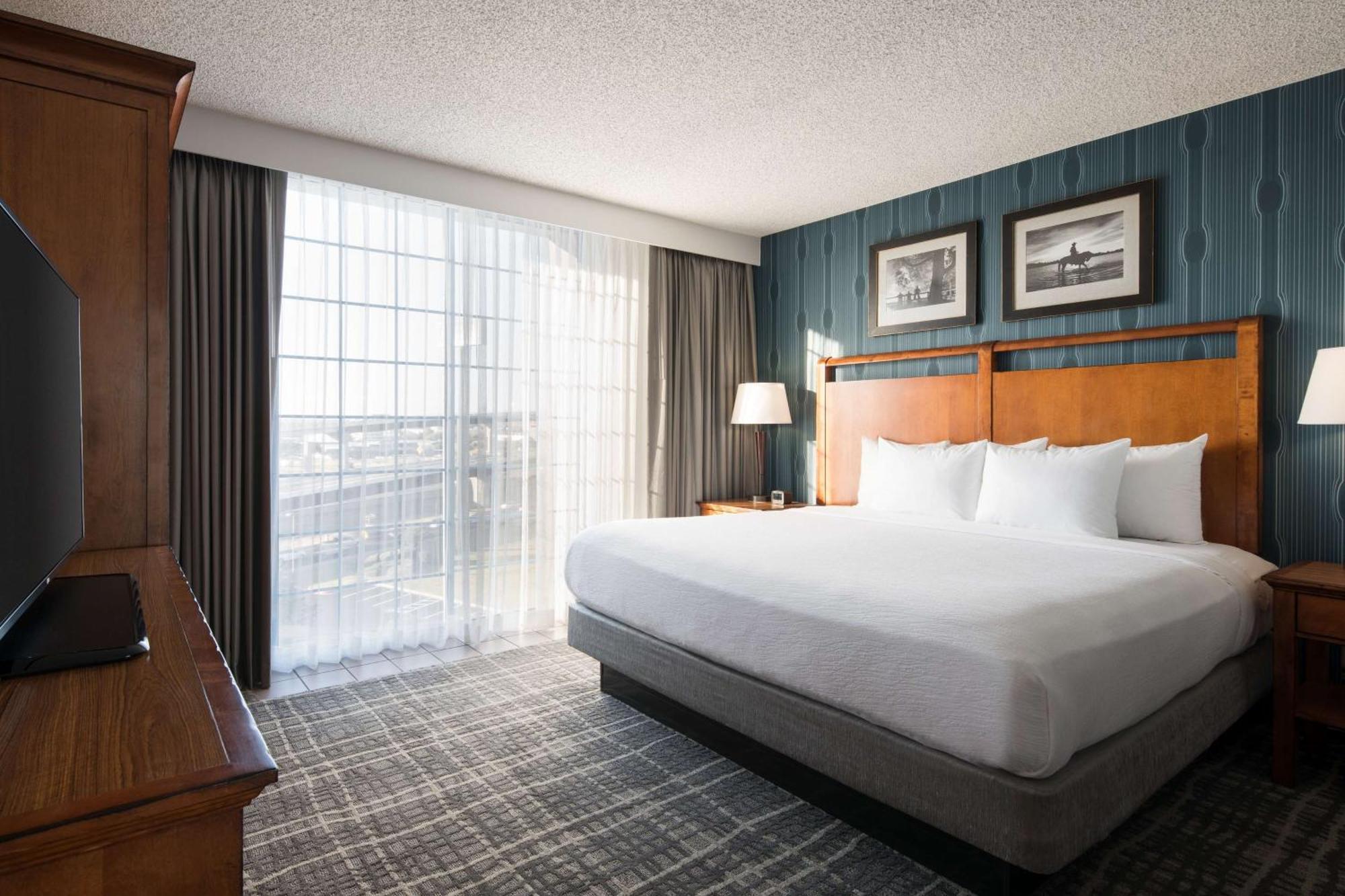 Embassy Suites By Hilton Austin Central Экстерьер фото