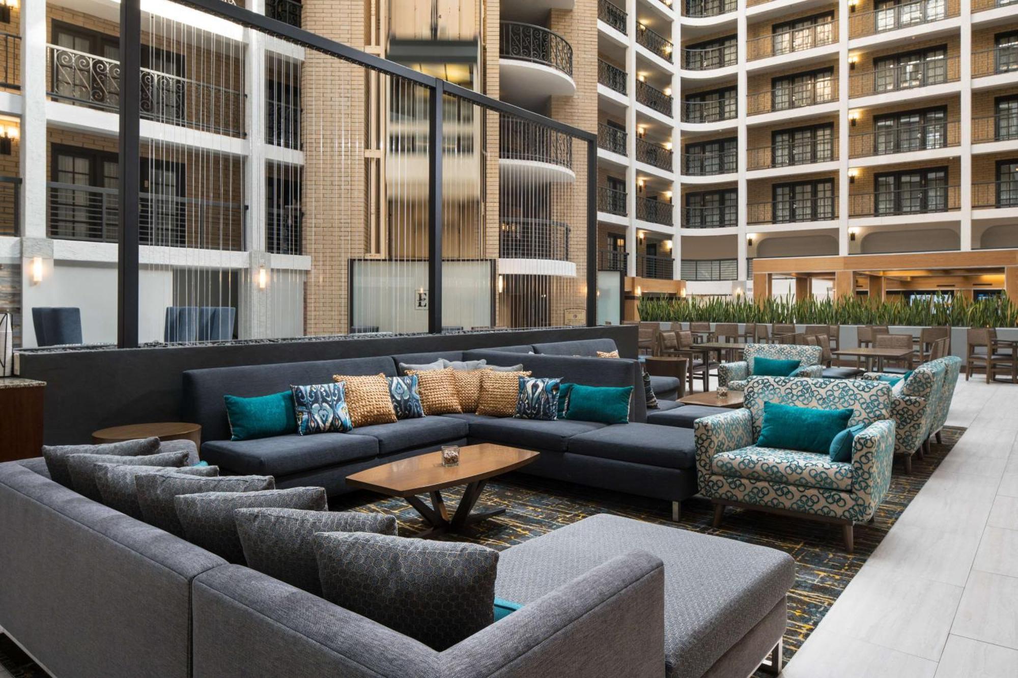 Embassy Suites By Hilton Austin Central Экстерьер фото