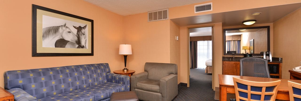 Embassy Suites By Hilton Austin Central Экстерьер фото